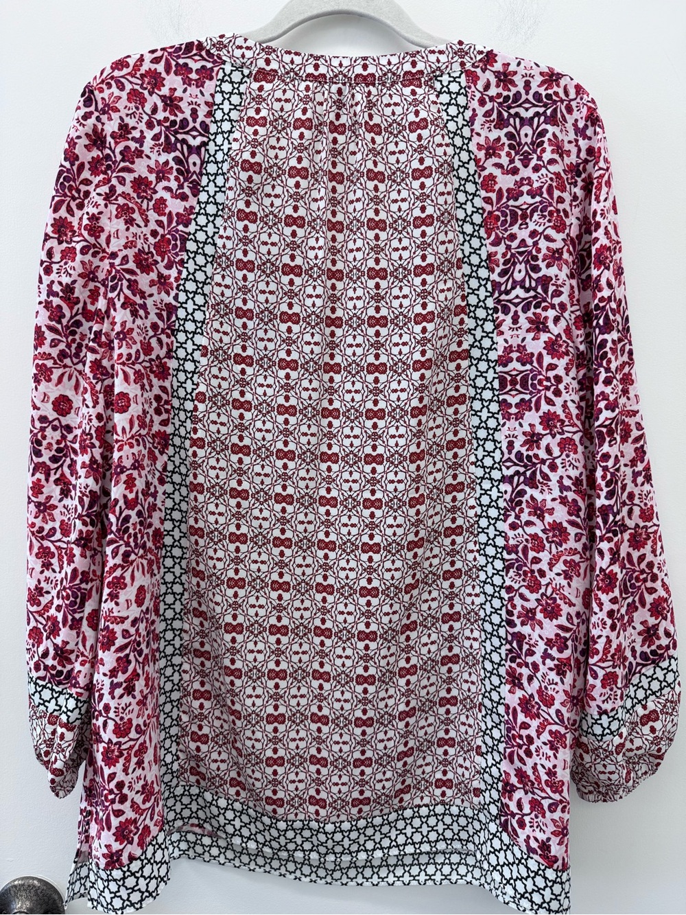 NYDJ Pink Floral Split V-Neck Tunic with Contrast Trim - Picture 5 of 5